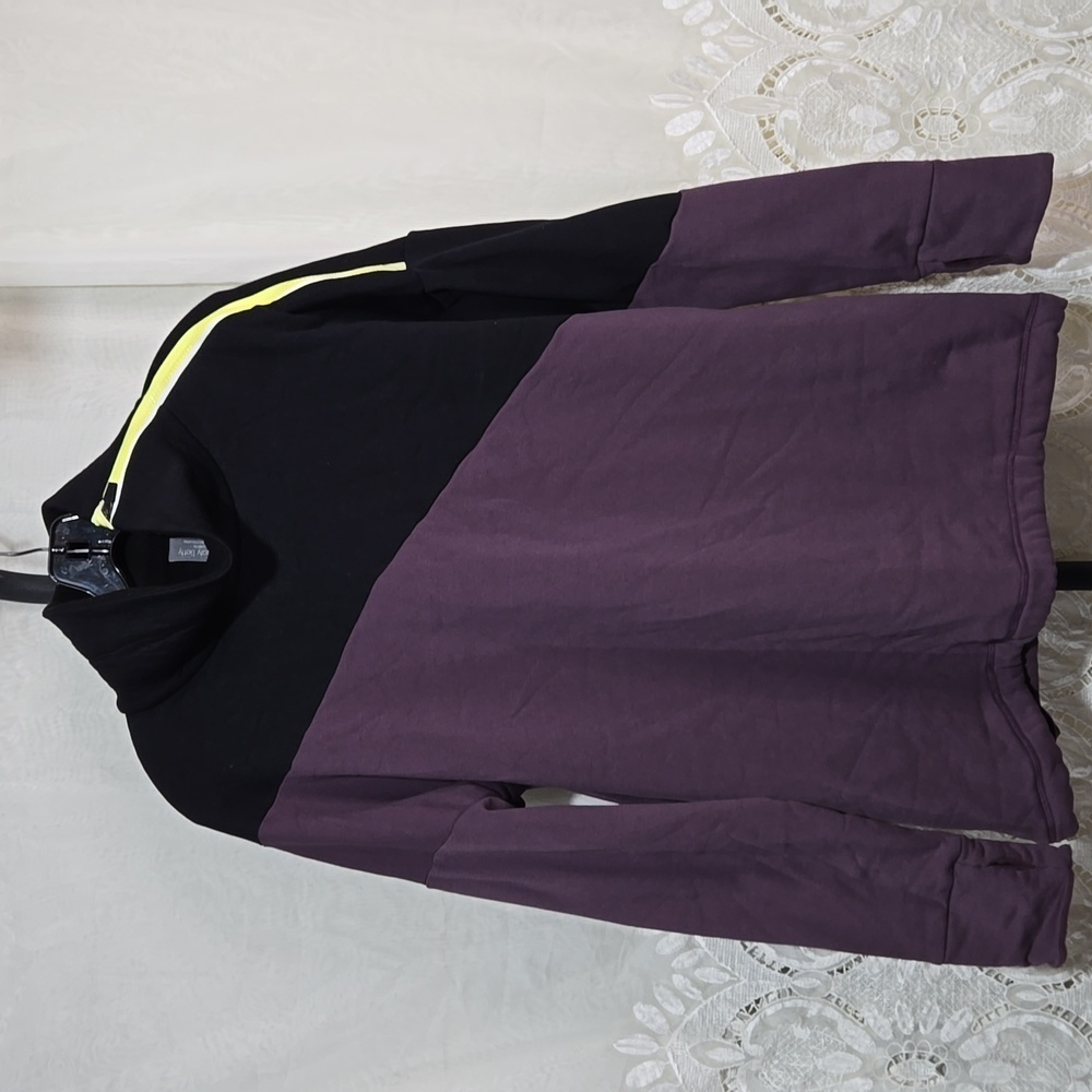 Sweaty Betty Purple & Black Jacket sz Large